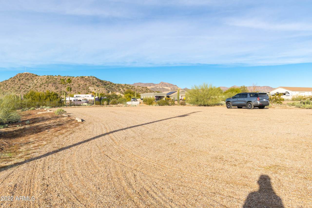 971X Flanders Road - Photo 1