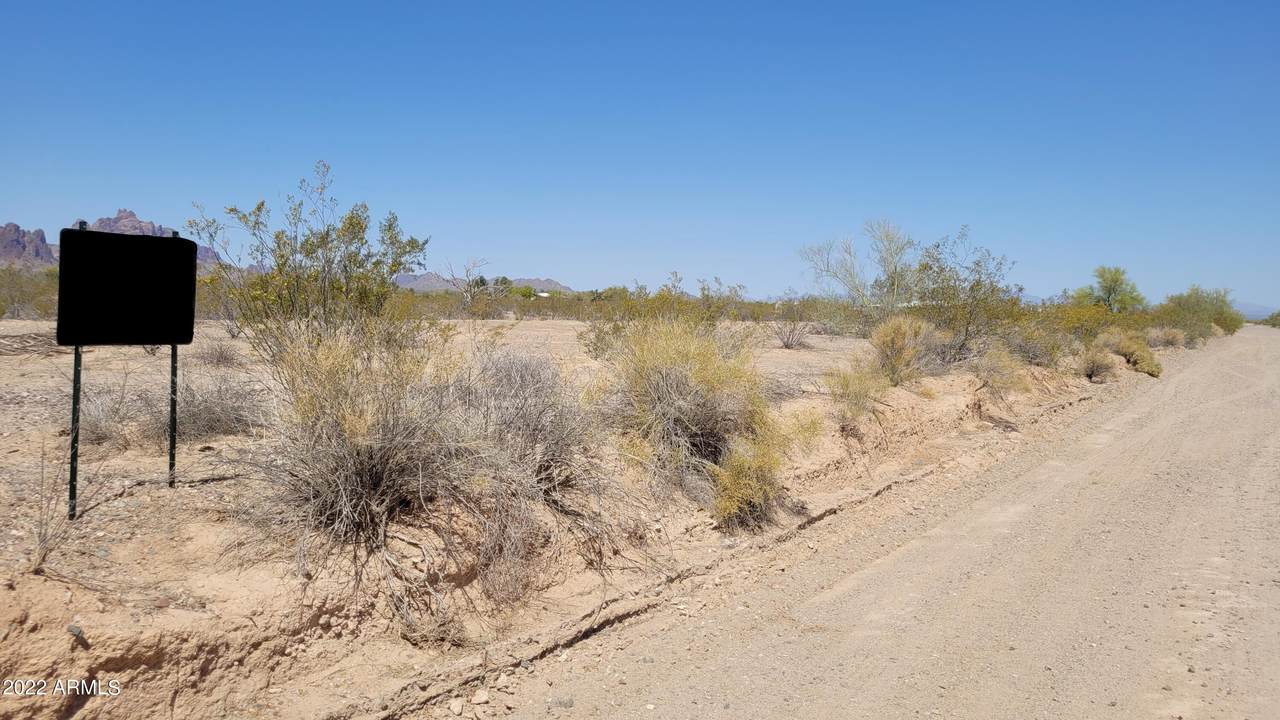 9032 545th Avenue - Photo 1