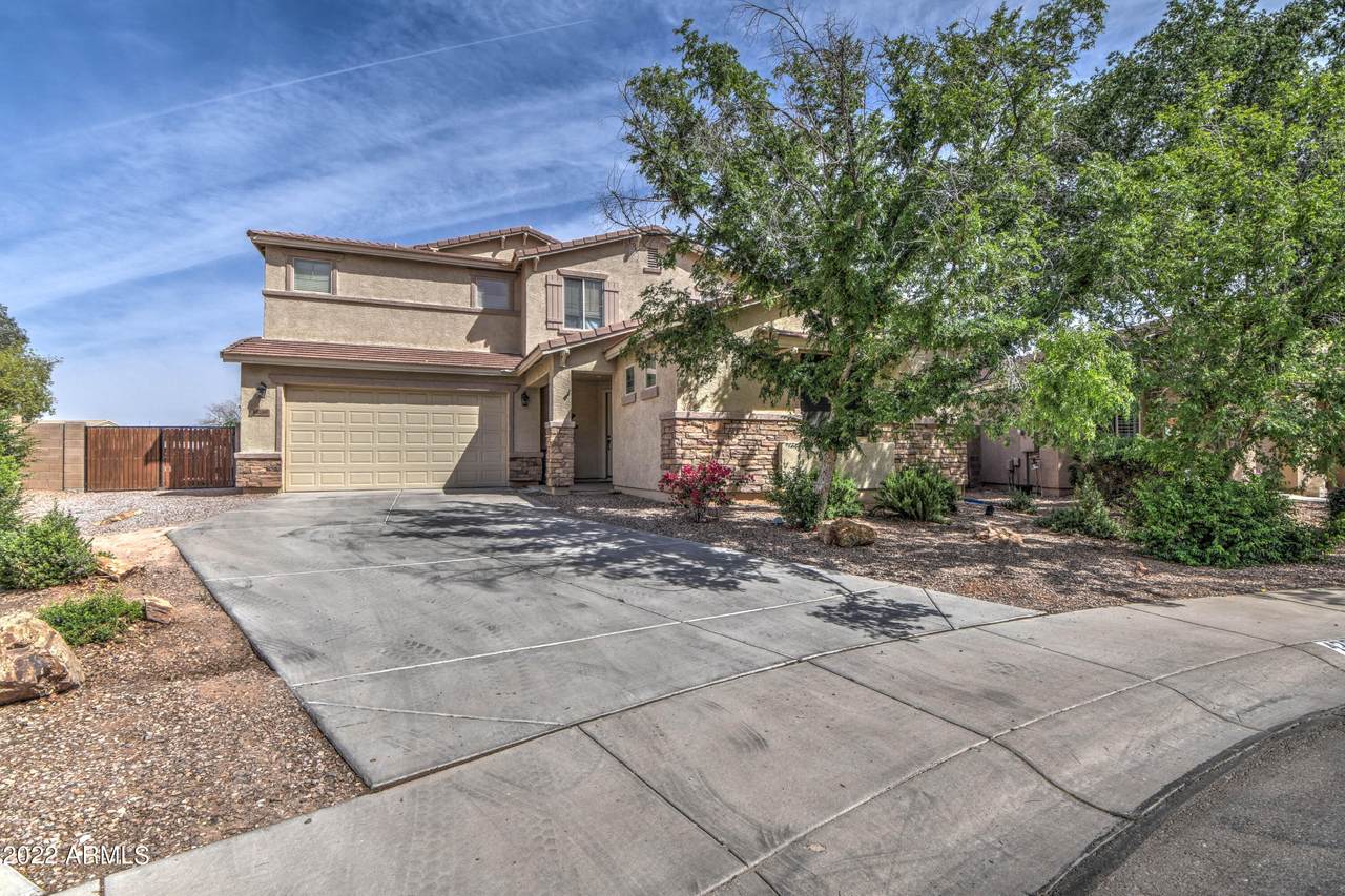 42616 Avella Drive - Photo 1