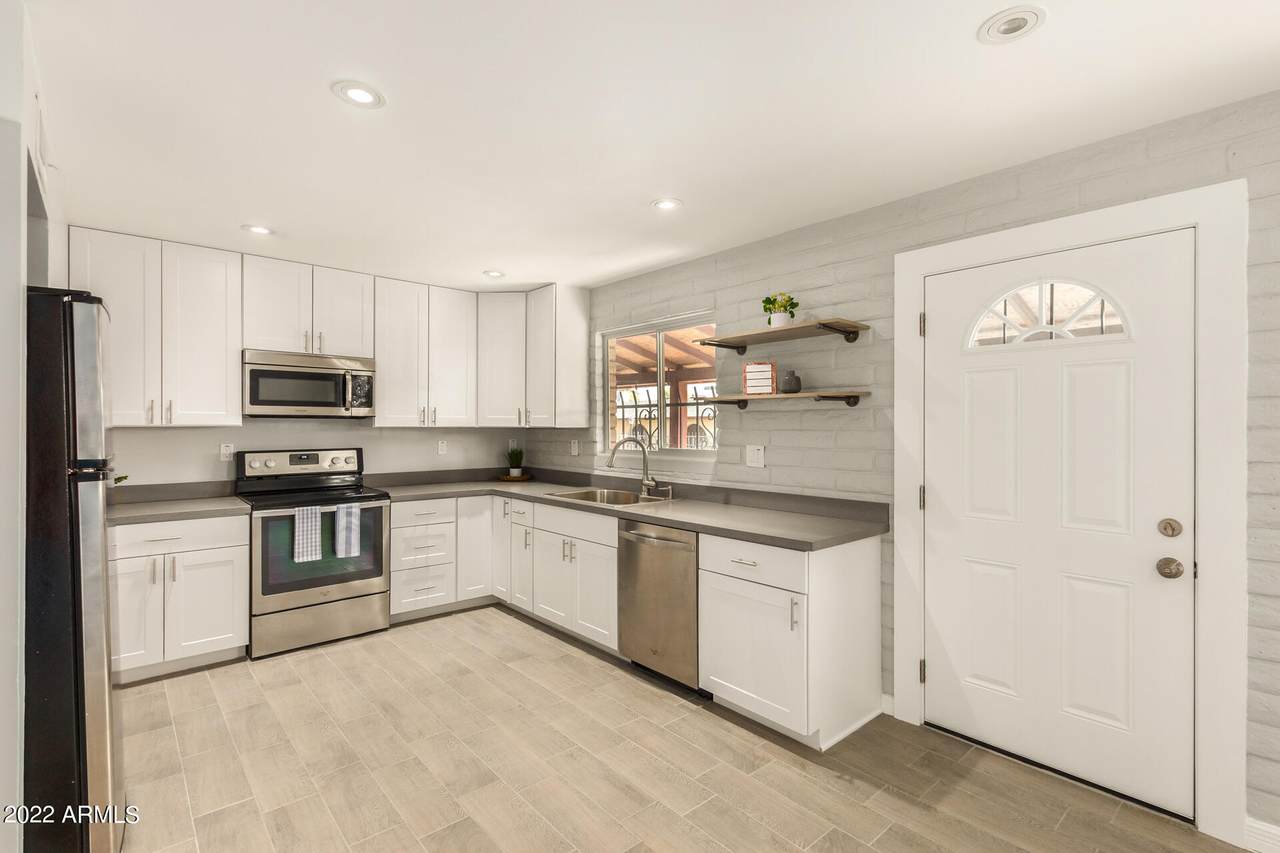 6739 16TH Street - Photo 1