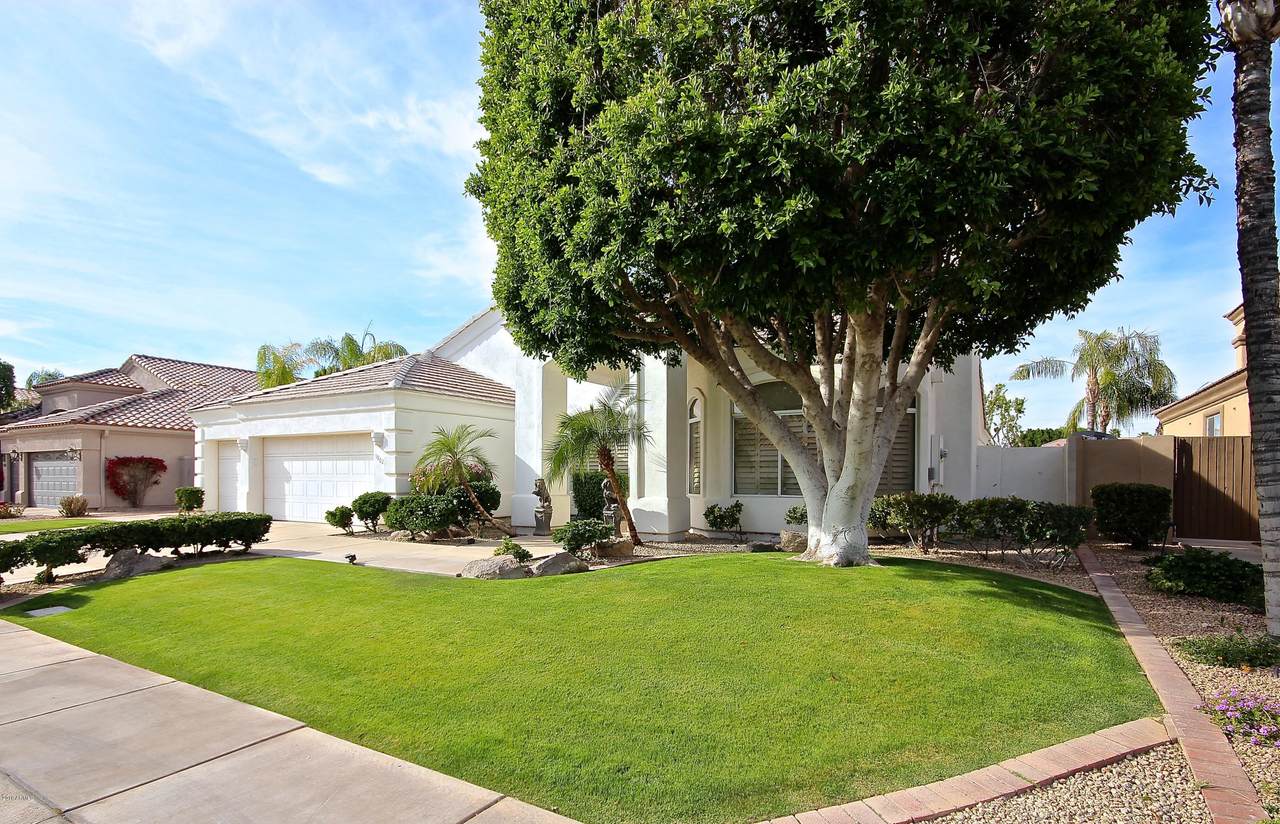 1902 Willow Tree Court - Photo 1