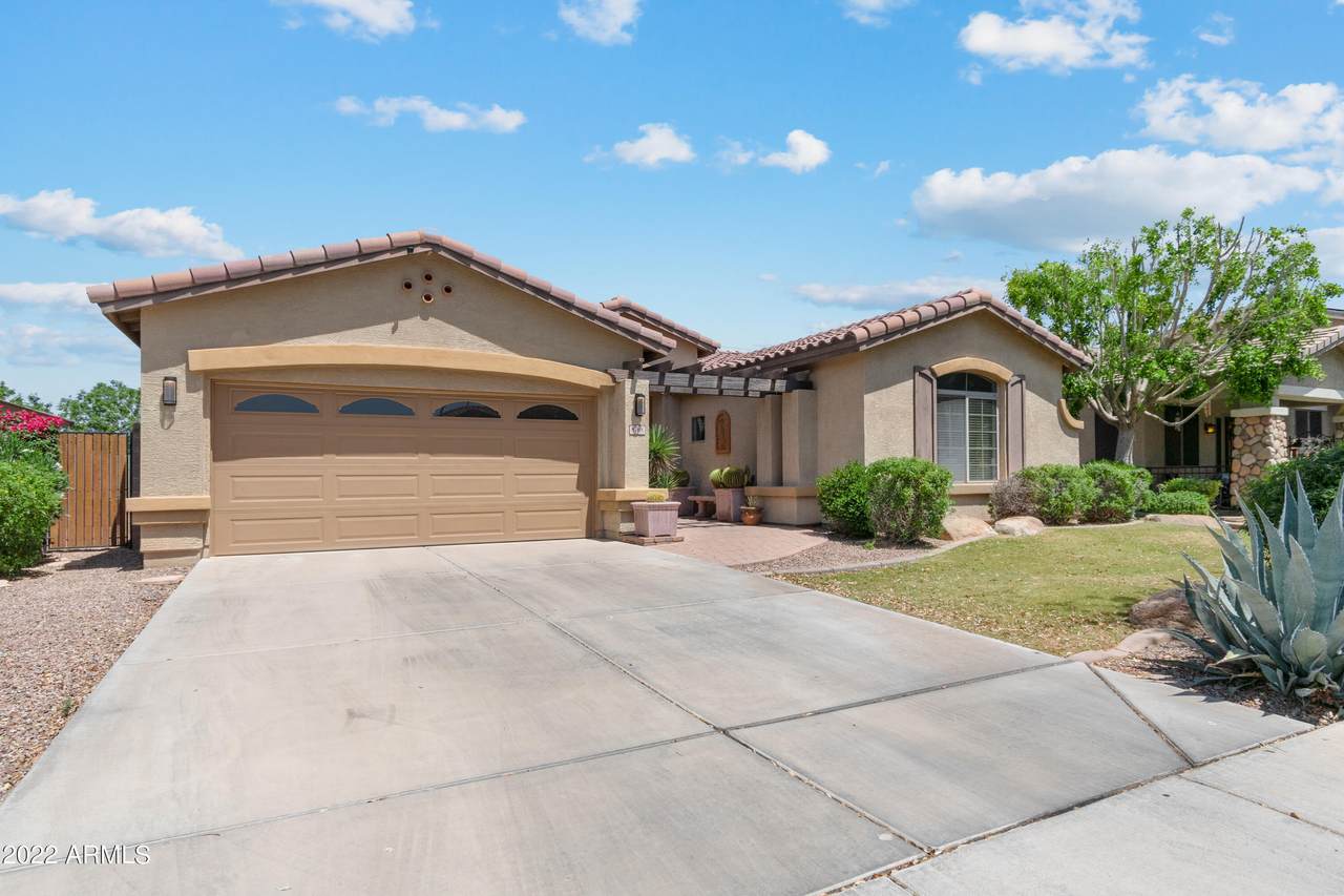 8768 Gardenia Avenue - Photo 1
