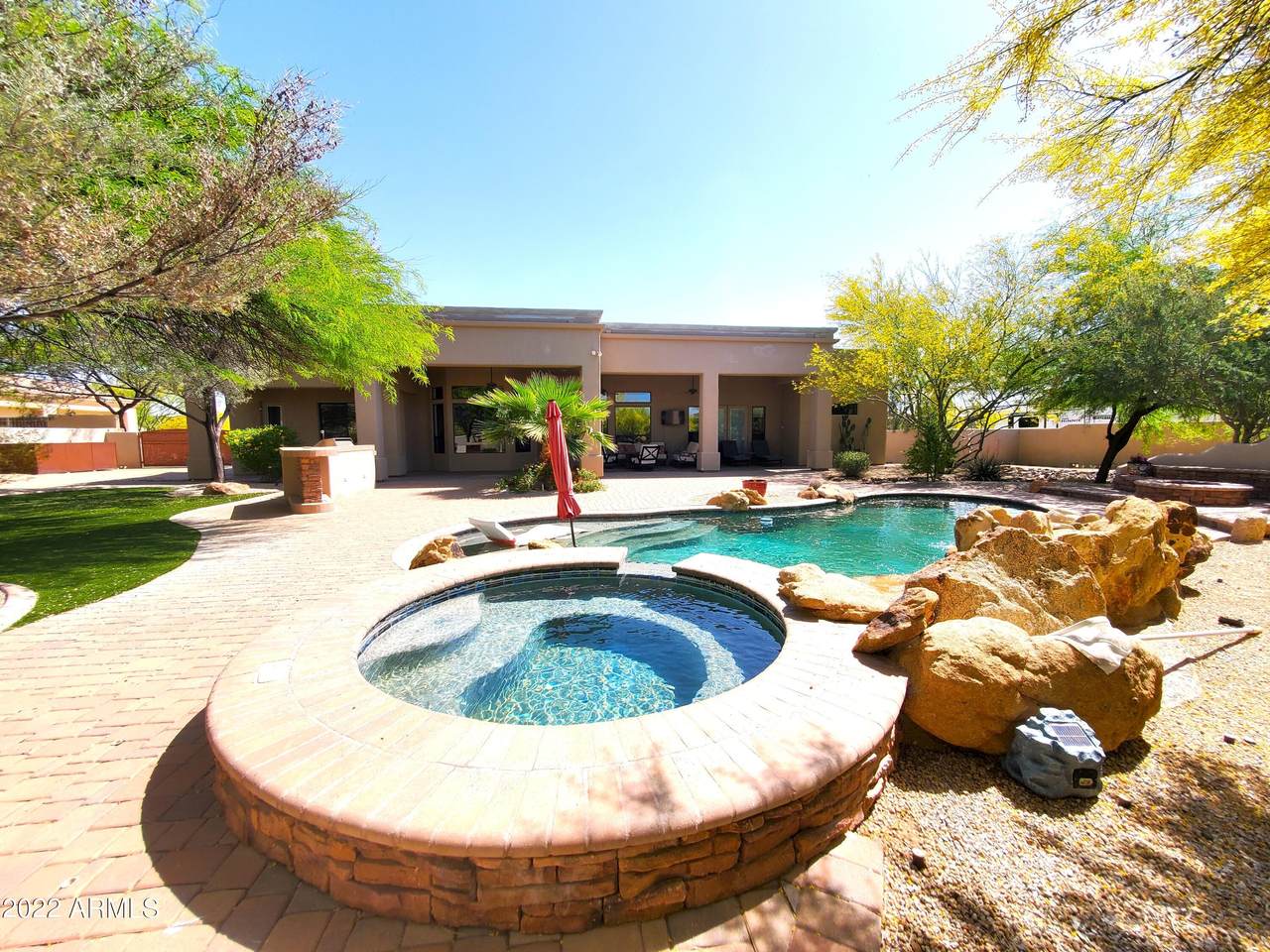922 Desert Hills Estate Drive - Photo 1