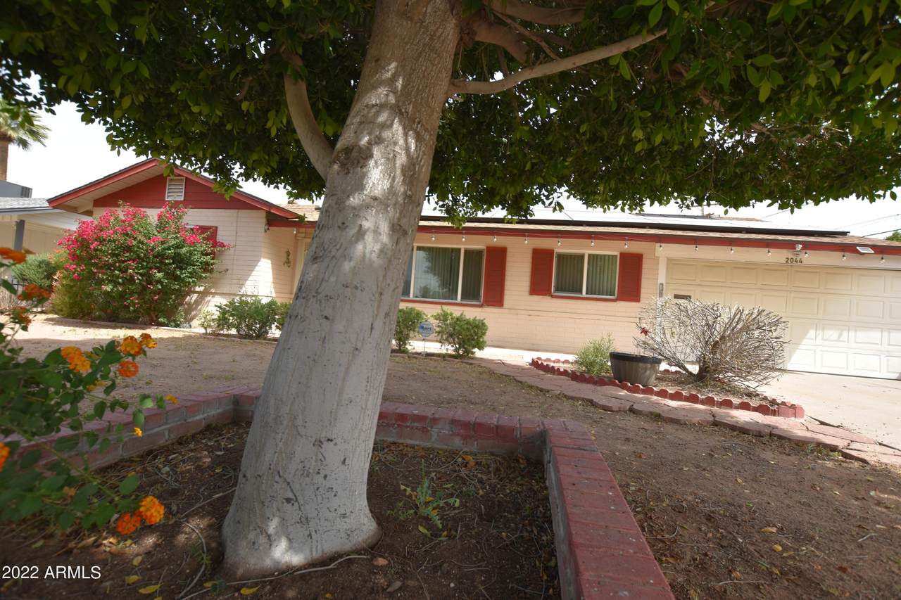 2044 Monterey Way - Photo 1