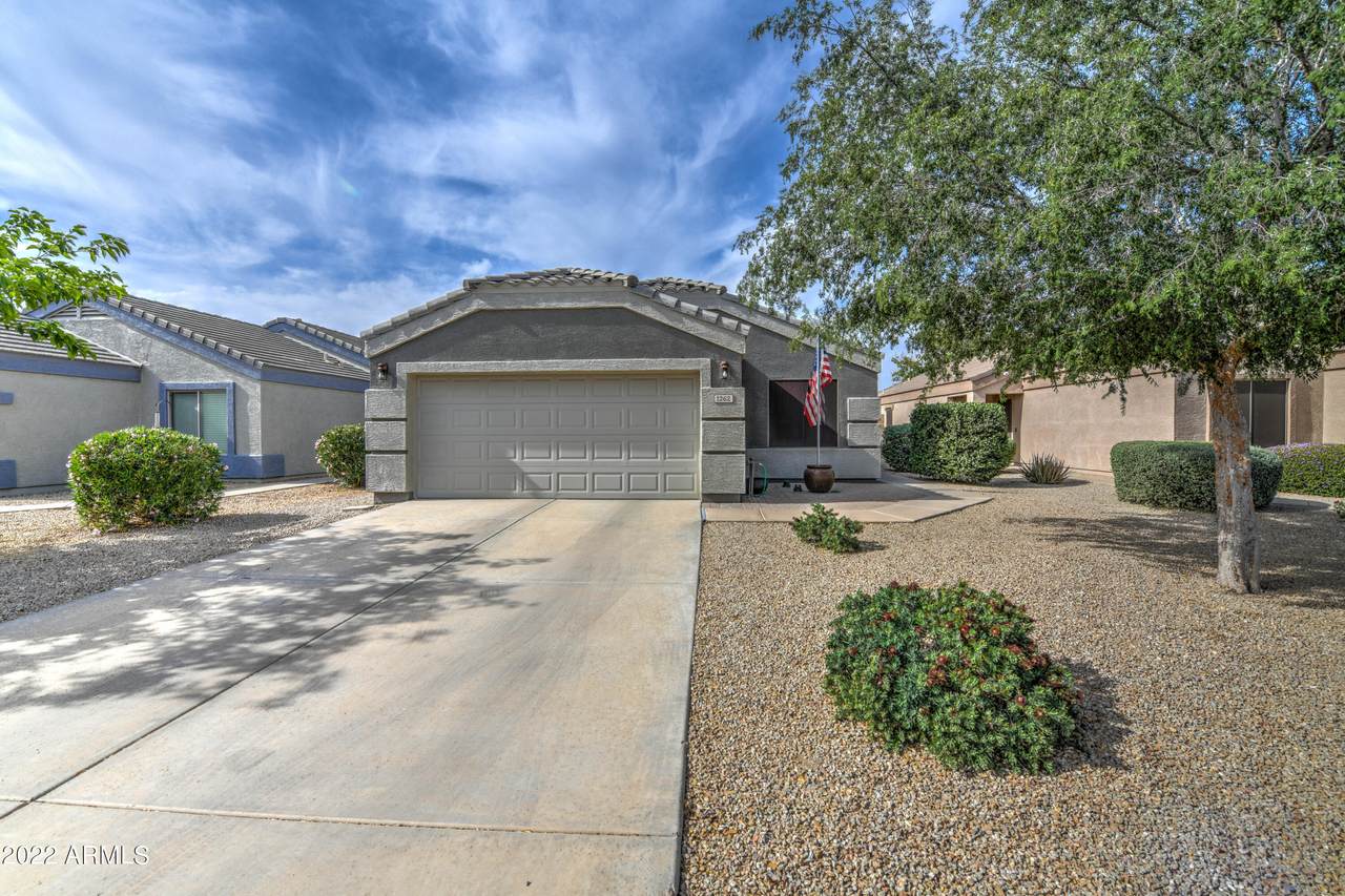 1262 Christopher Street - Photo 1