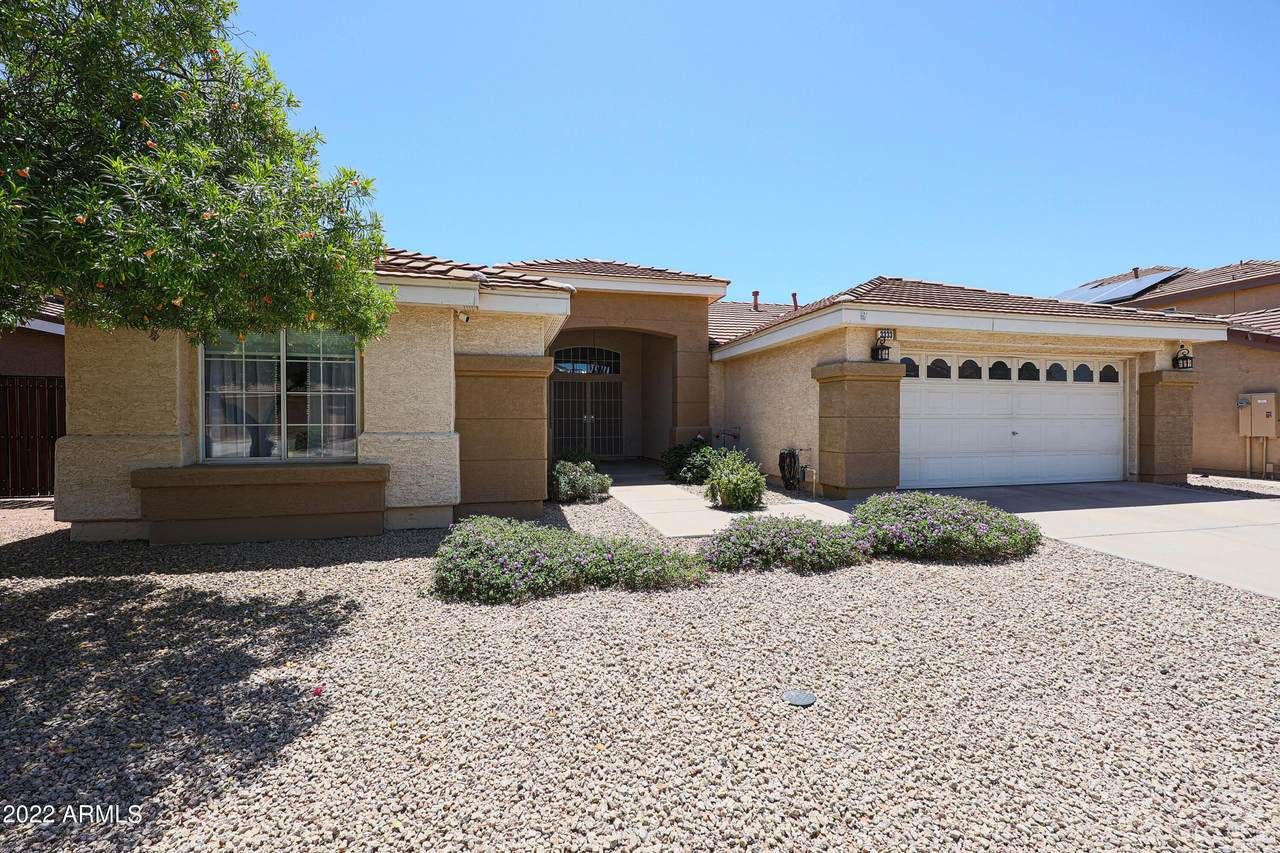 3333 Menadota Drive - Photo 1