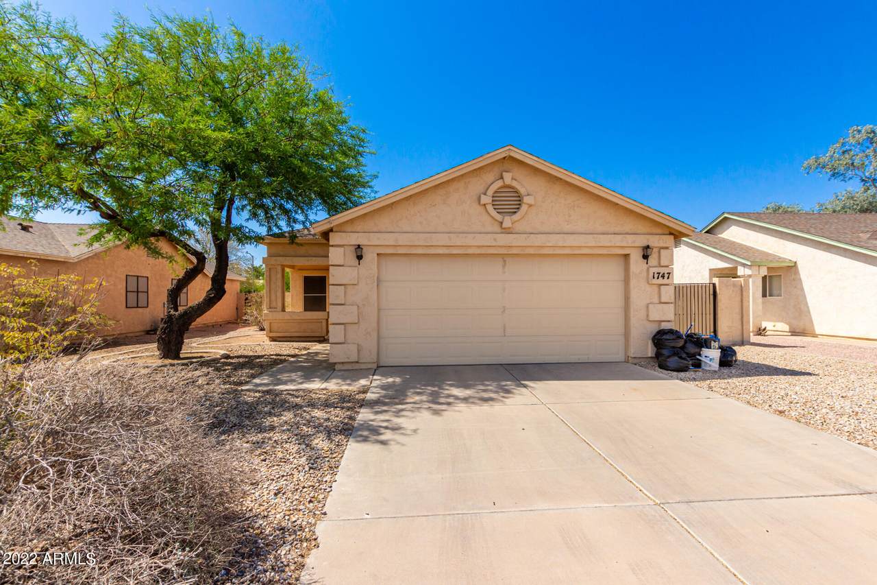 1747 Sycamore Road - Photo 1