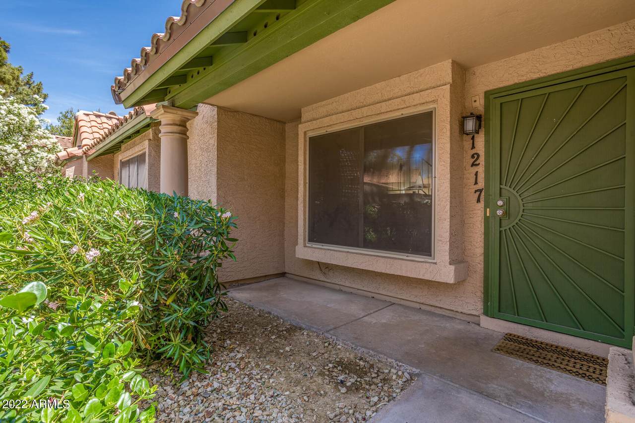 4901 Kelton Lane - Photo 1