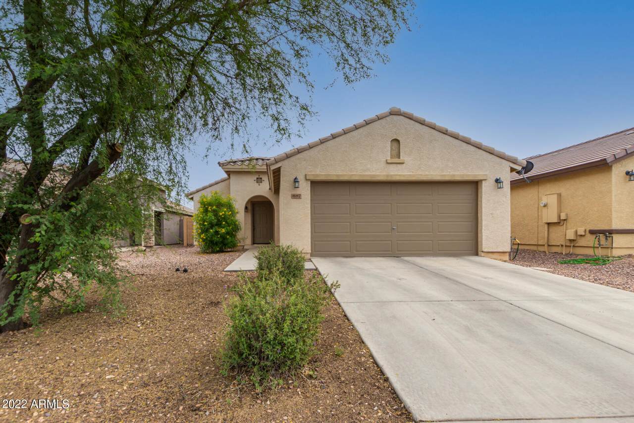 887 Desert Seasons Drive - Photo 1