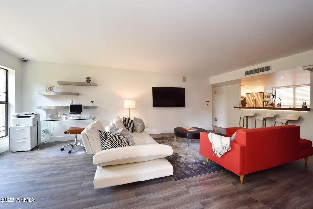 5122 31ST Way - Photo 1
