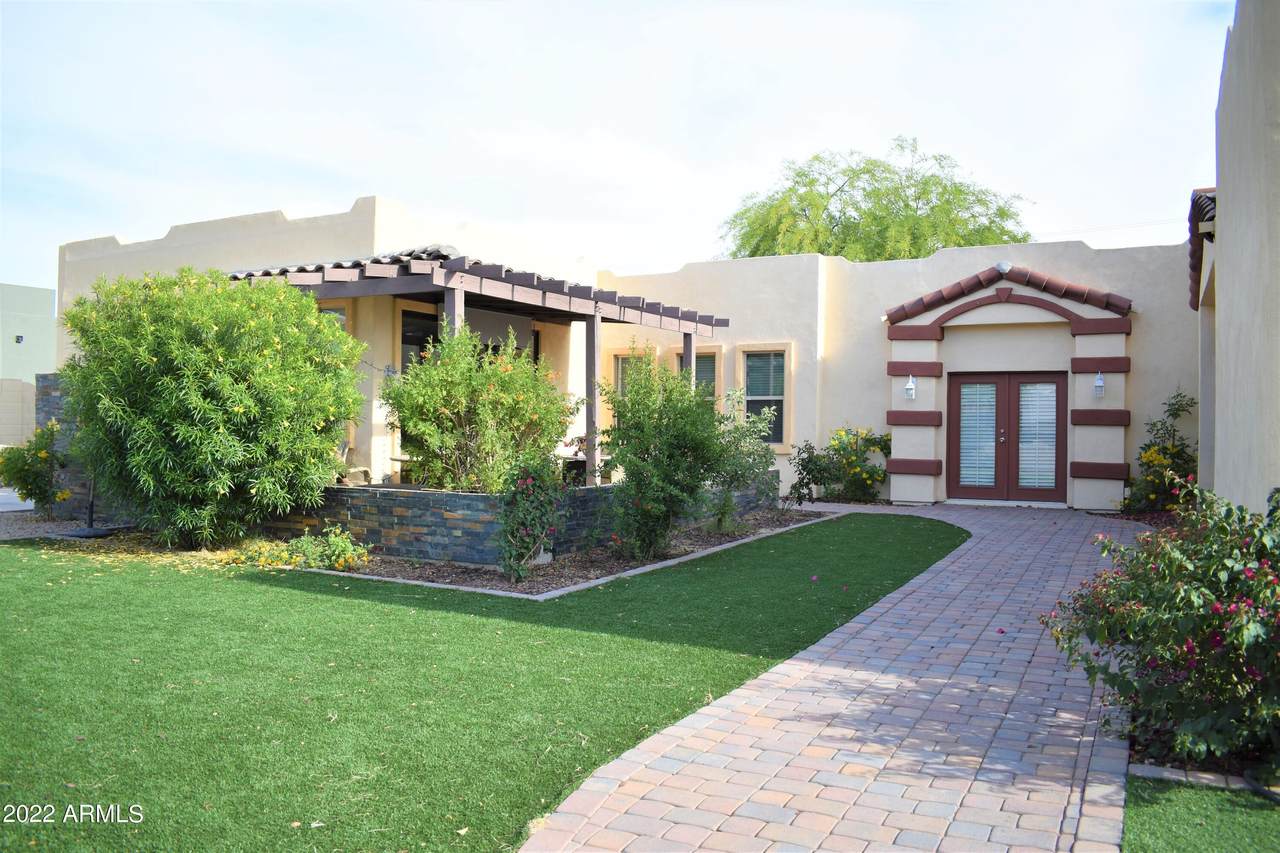 2909 Rockwood Drive - Photo 1