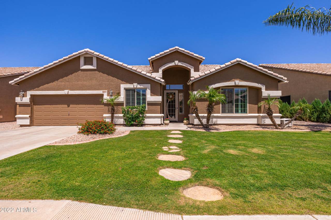 6952 Monte Avenue - Photo 1