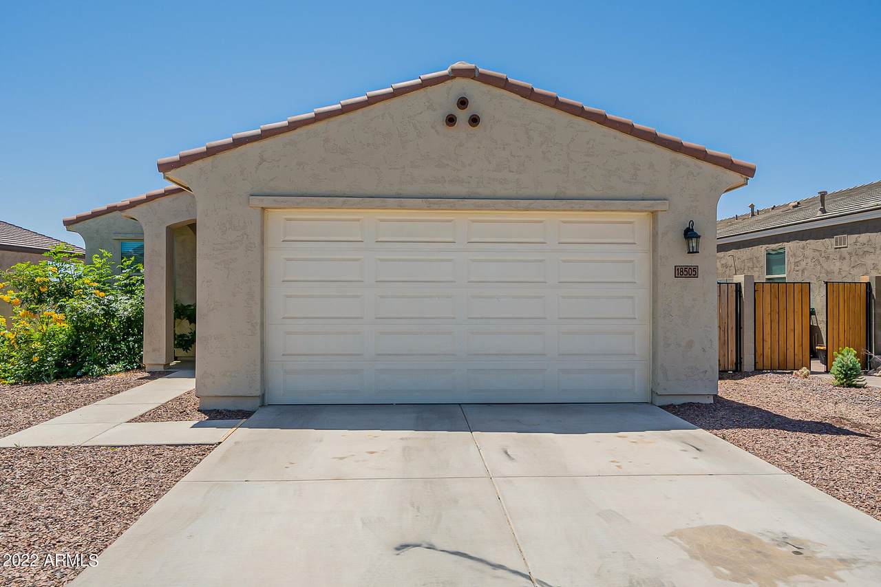 18505 Golden Lane - Photo 1