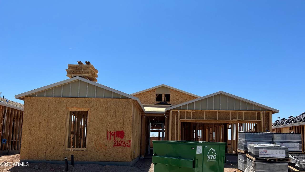 9601 Solina Avenue - Photo 1