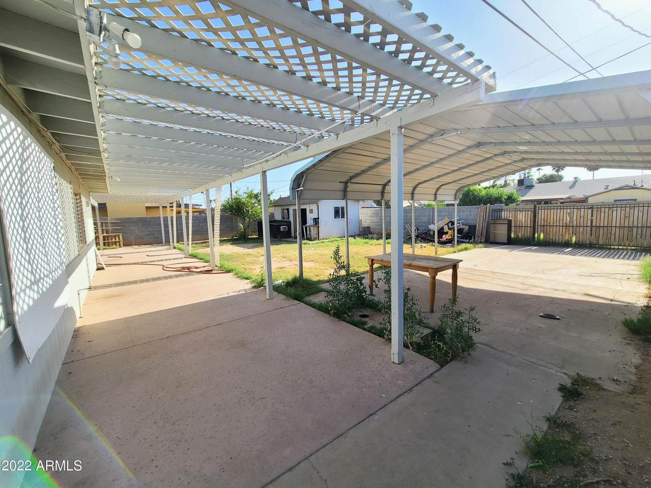 572 Sunset Drive - Photo 1
