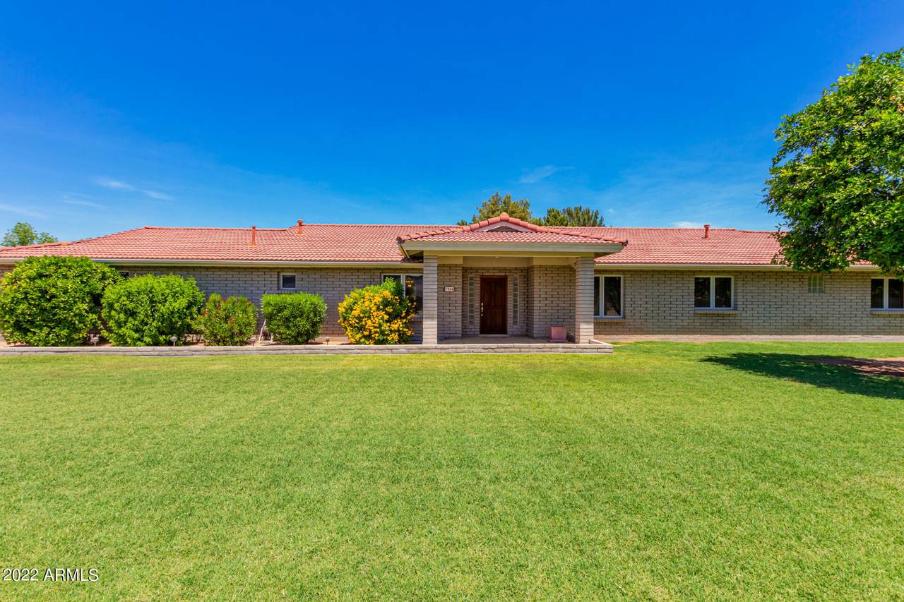 7904 Acoma Drive - Photo 1