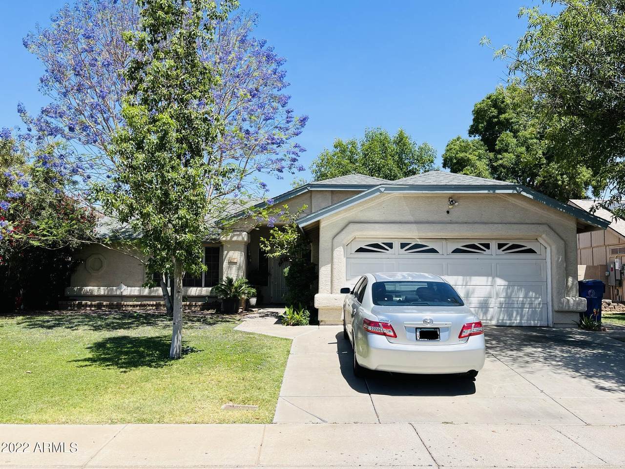 8608 Windsor Boulevard - Photo 1