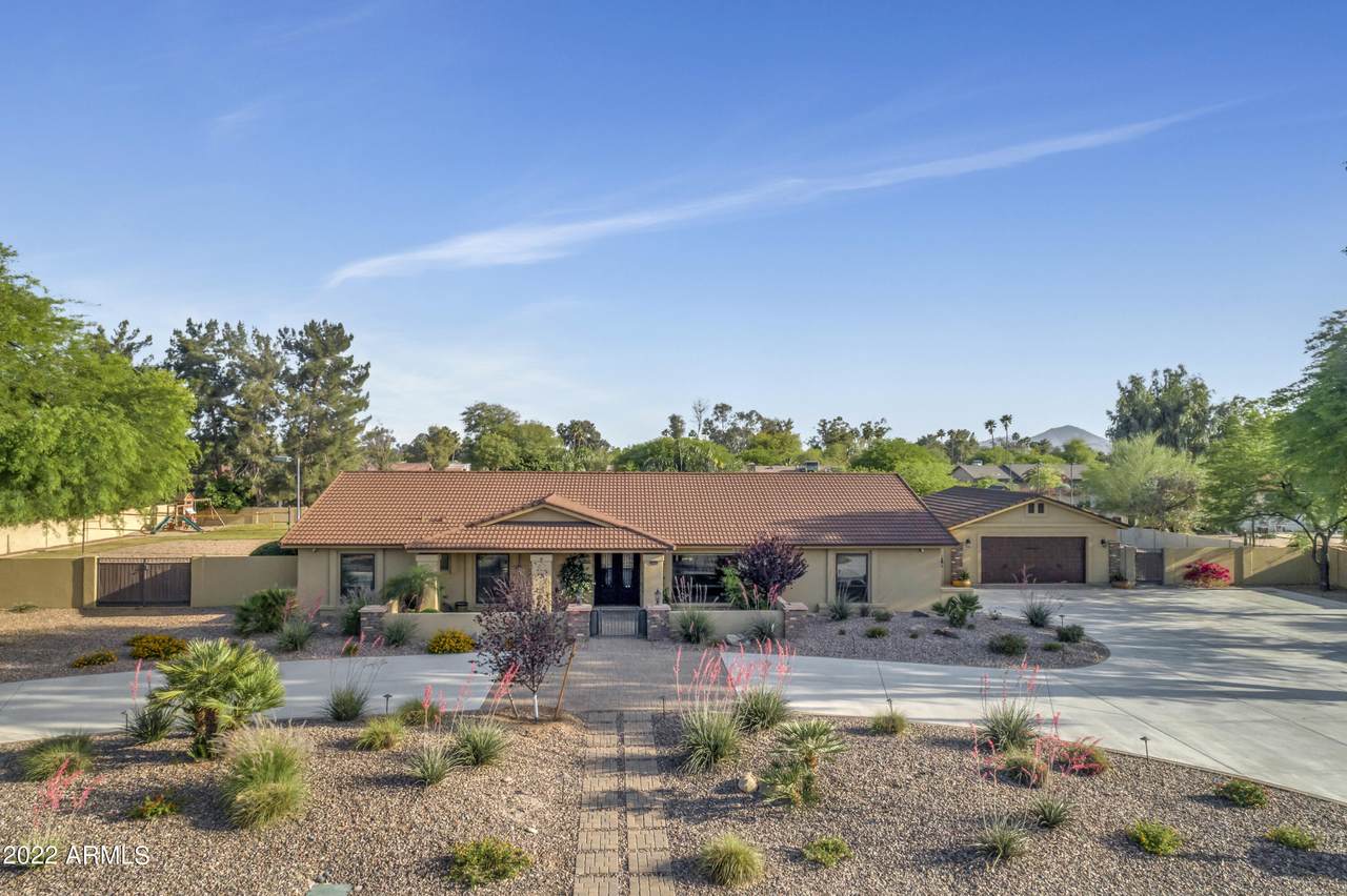8013 Sharon Drive - Photo 1