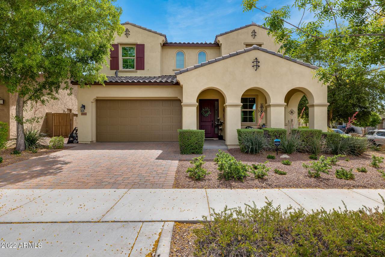 2087 Park Street - Photo 1