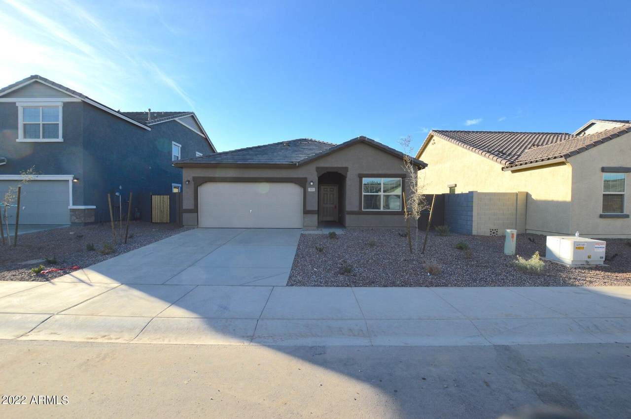333 White Sands Drive - Photo 1
