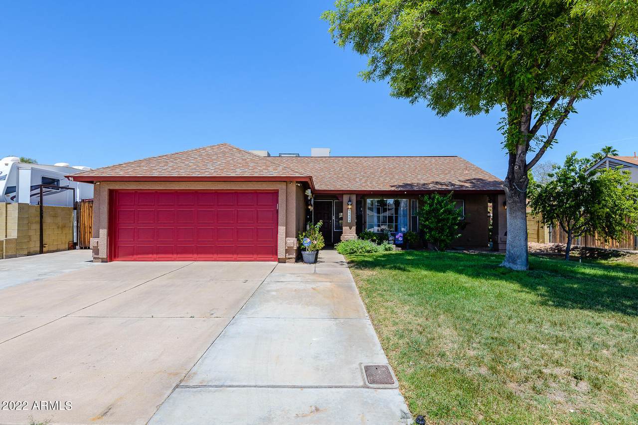 6608 Desert Cove Avenue - Photo 1