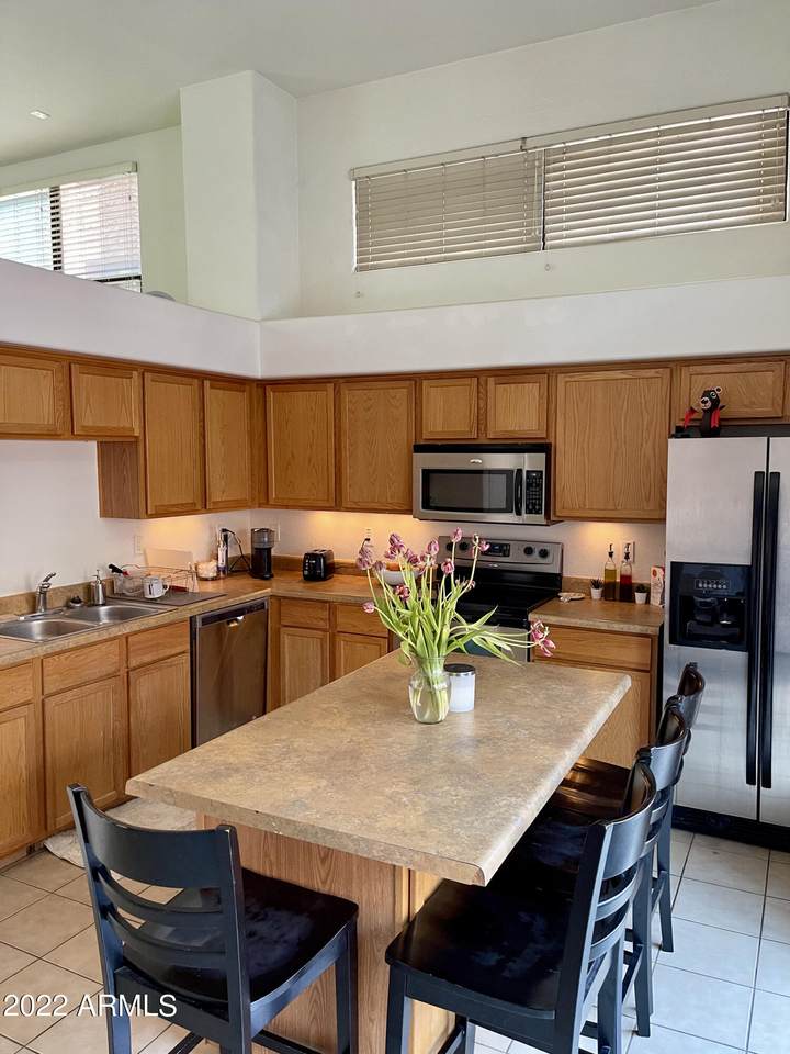 330 Farmer Avenue - Photo 1