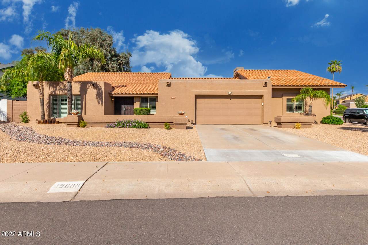 15609 55TH Street - Photo 1