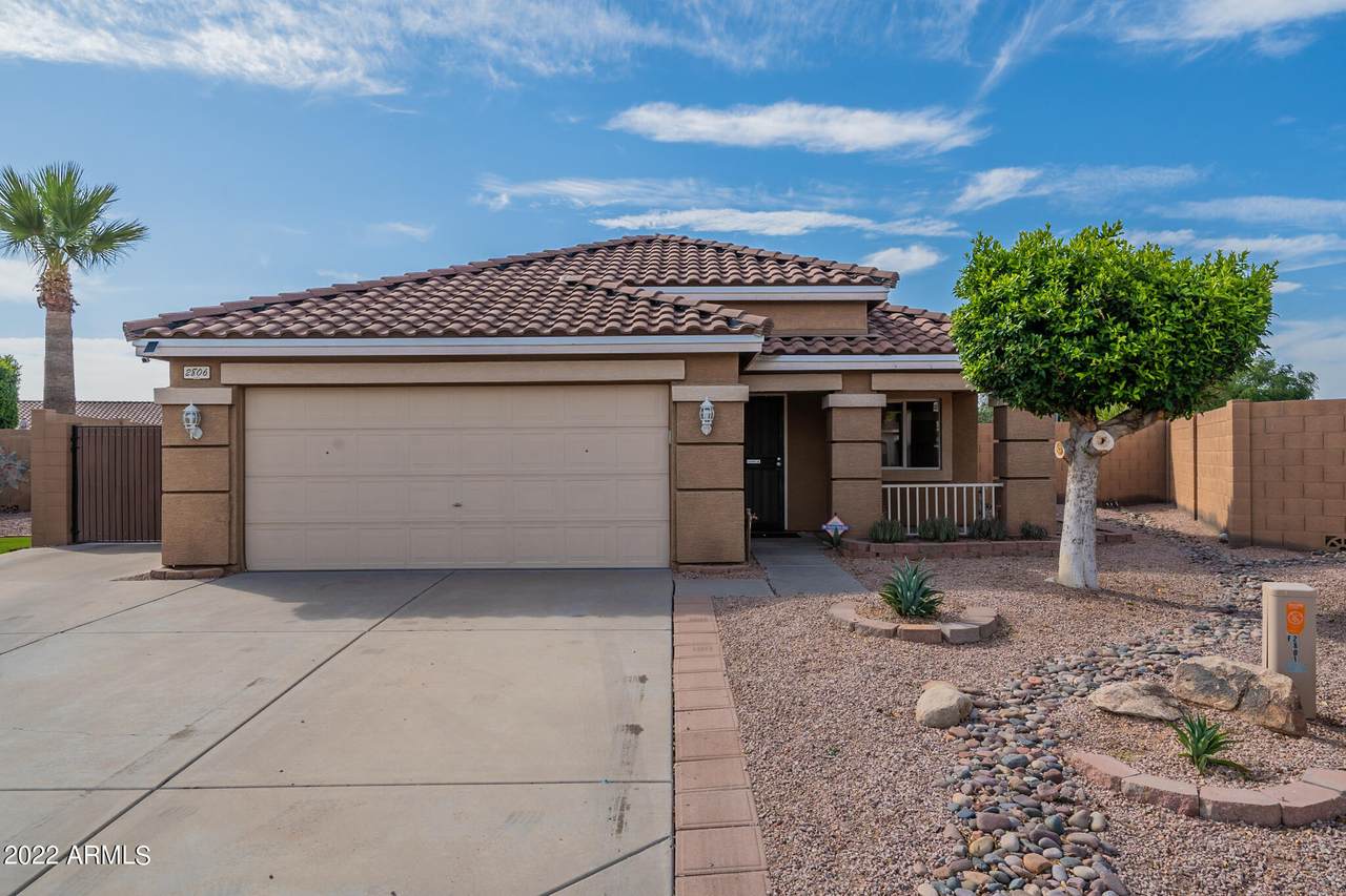2806 Channing Circle - Photo 1