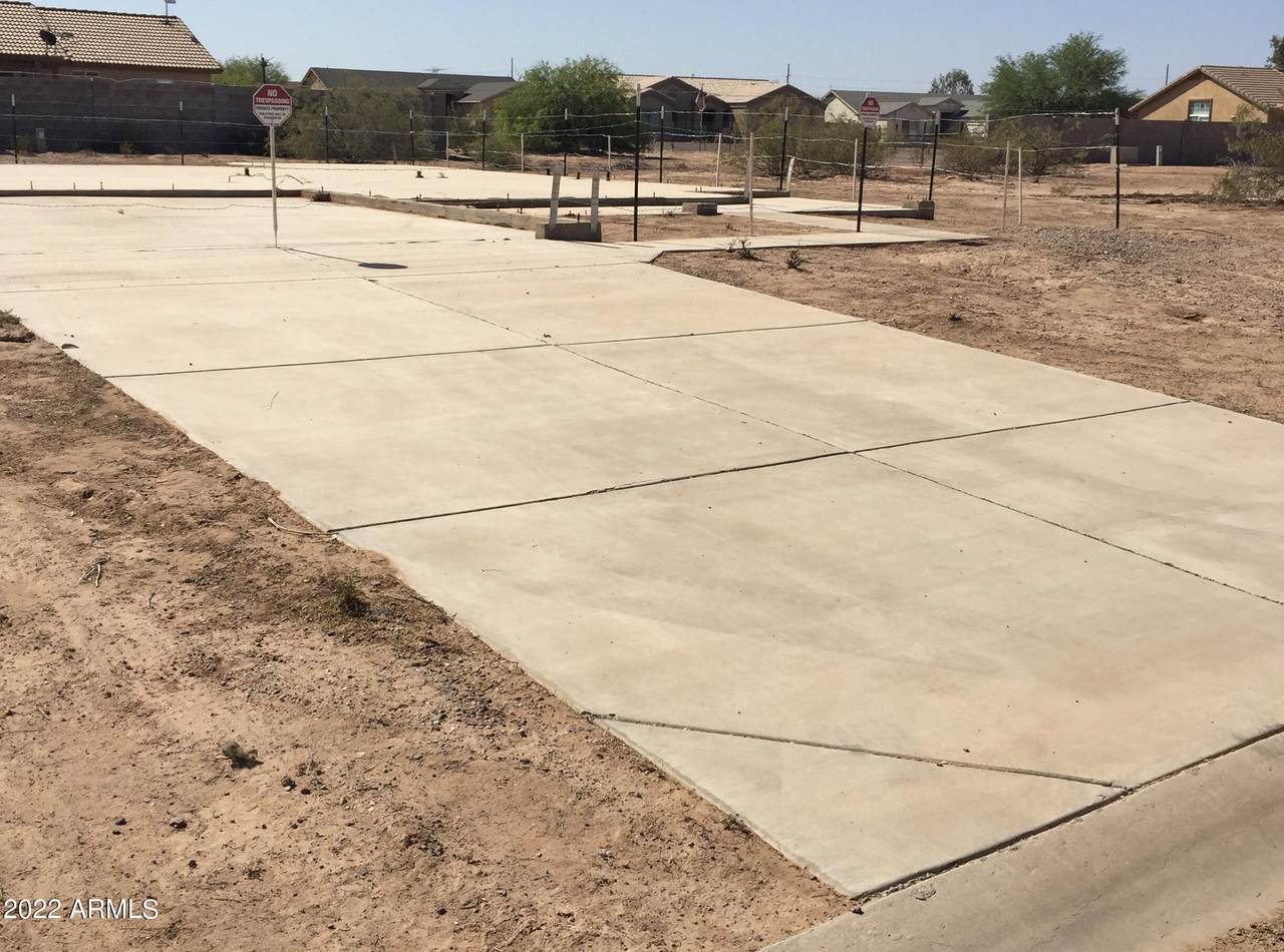 8621 Valdez Drive - Photo 1