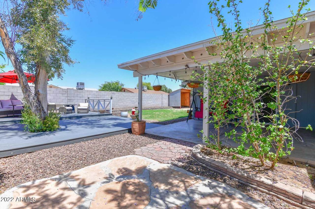 4720 Charleston Avenue - Photo 1