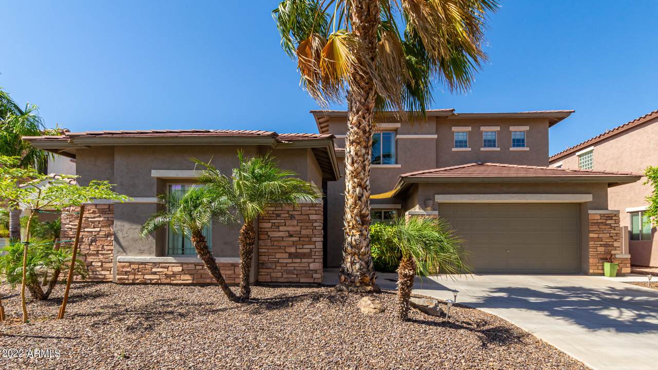 702 Riviera Drive - Photo 1