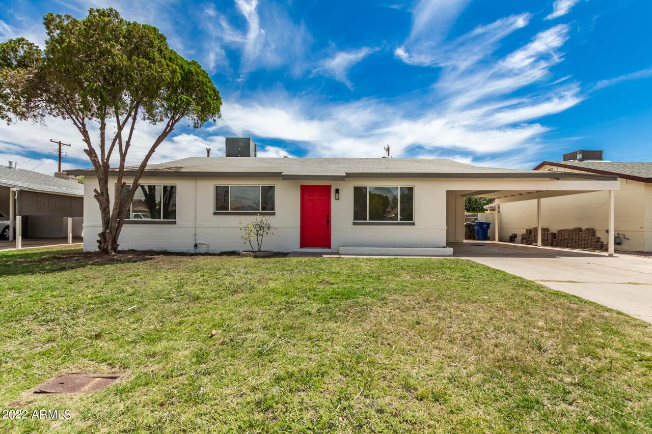1633 Belfast Street - Photo 1