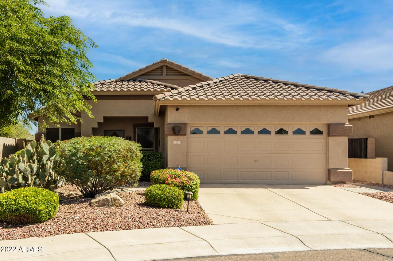2404 Cielo Grande Avenue - Photo 1