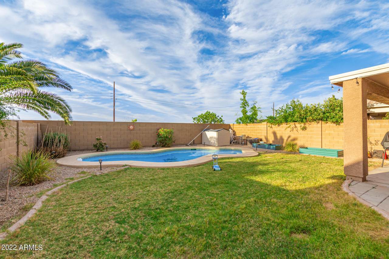 45658 Sheridan Road - Photo 1