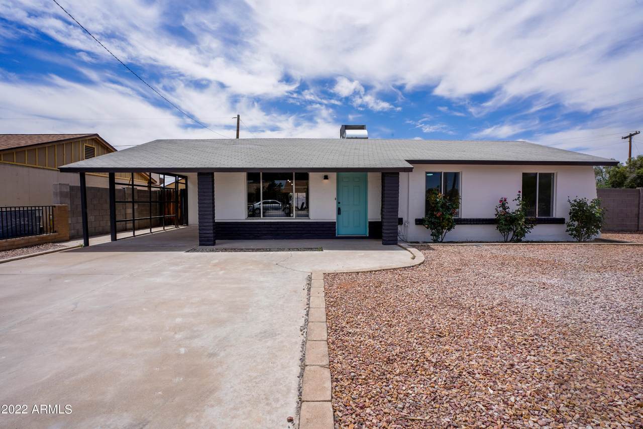 1559 Vine Avenue - Photo 1