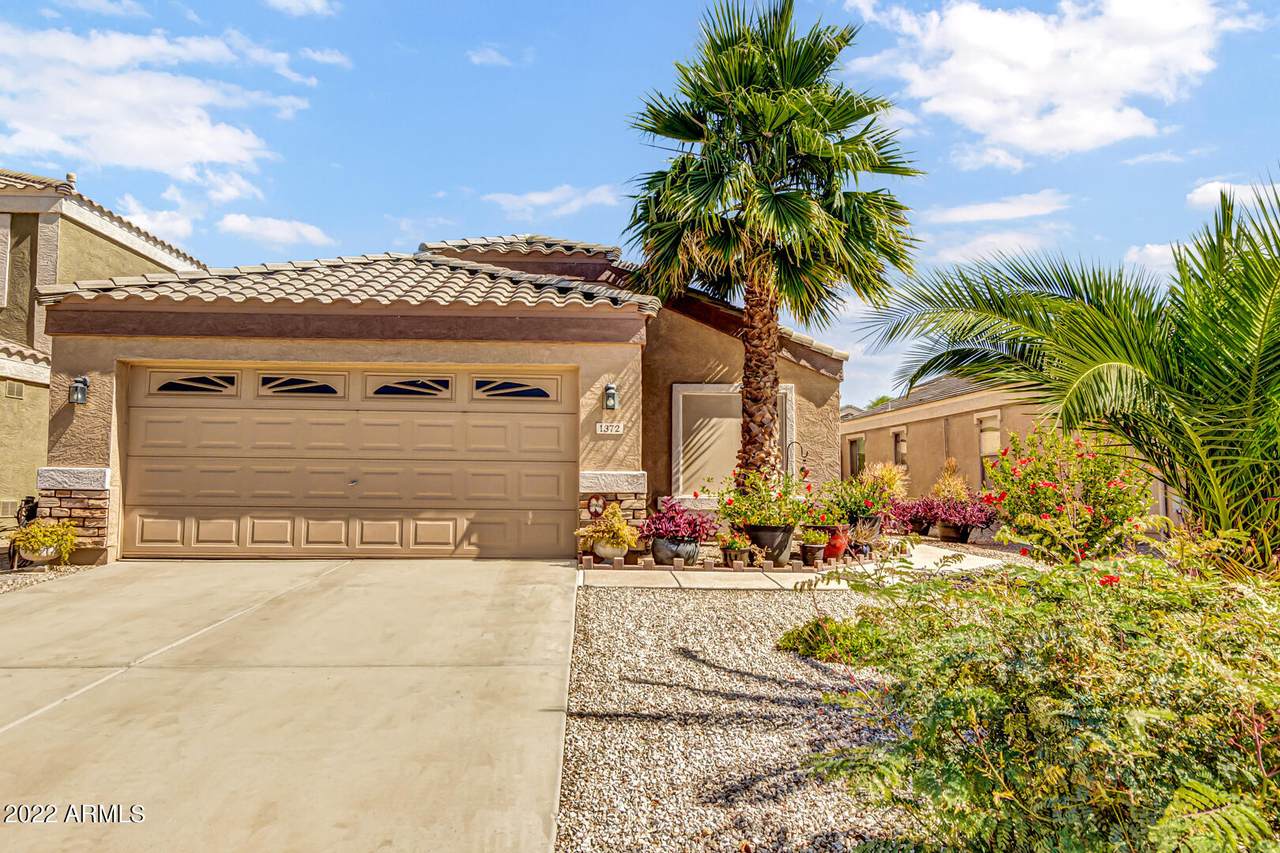 1372 Bradstock Way - Photo 1