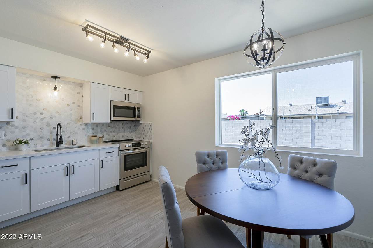 60 Jasmine Street - Photo 1