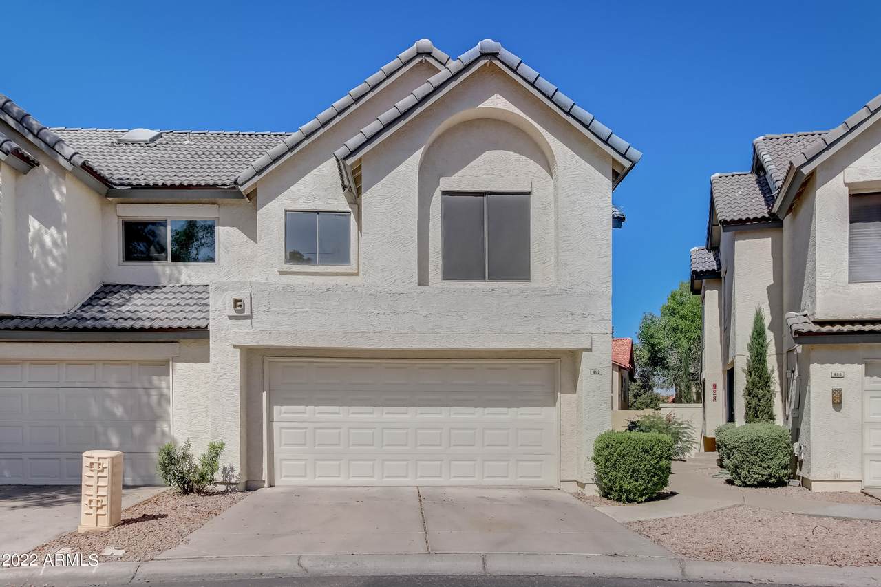 492 Seawynds Boulevard - Photo 1