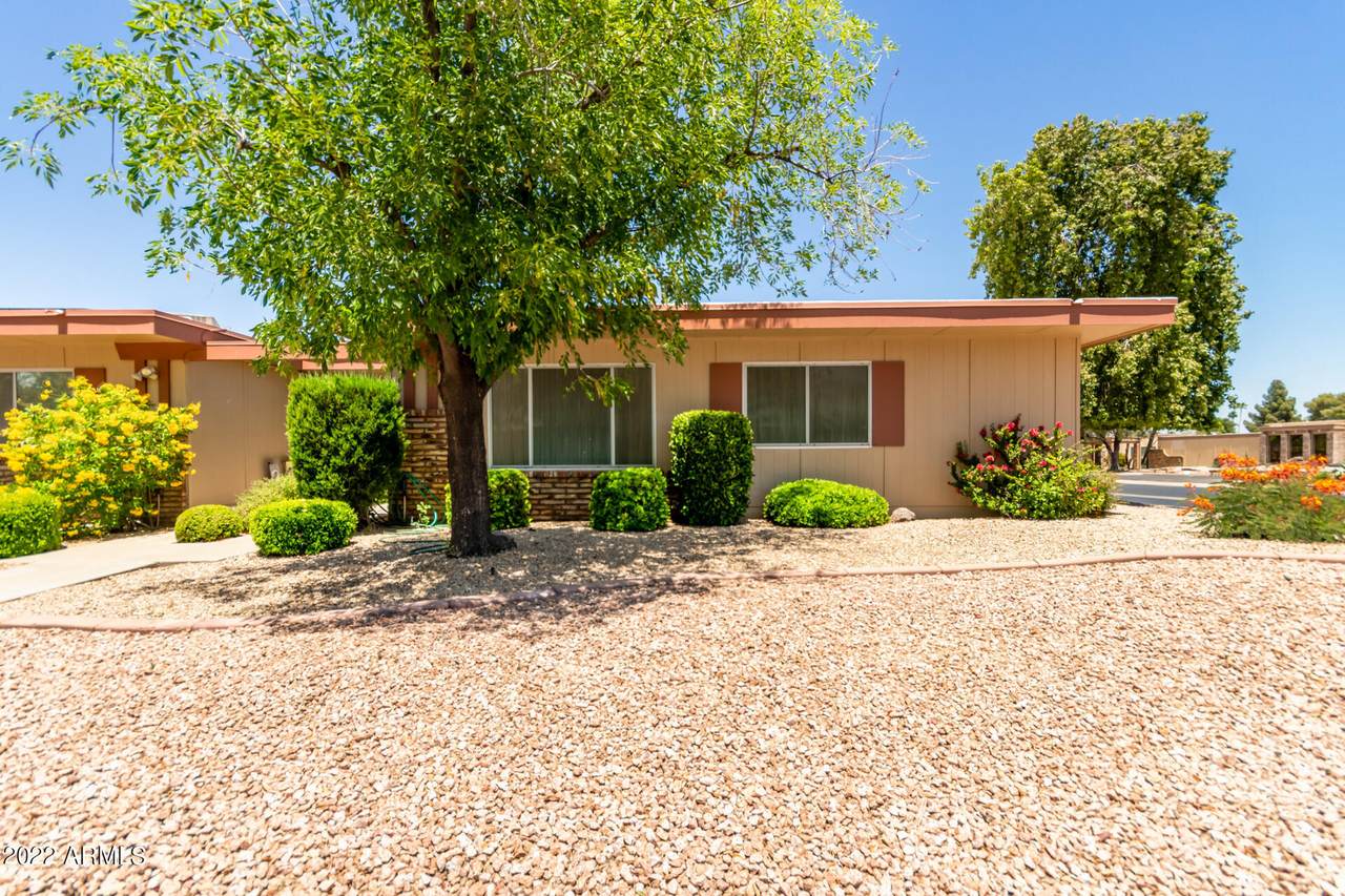 10852 Emerald Drive - Photo 1