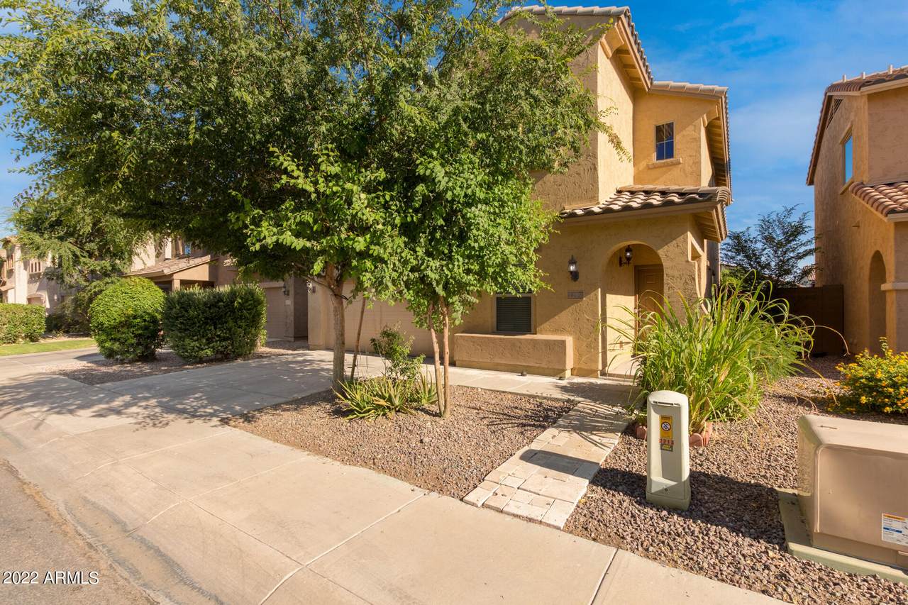 2209 Kathleen Road - Photo 1