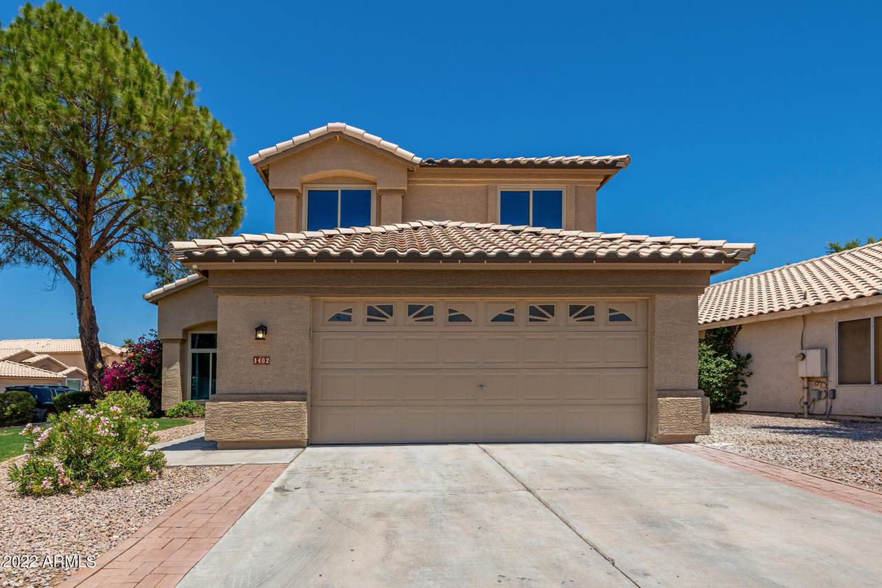 1402 Cindy Street - Photo 1