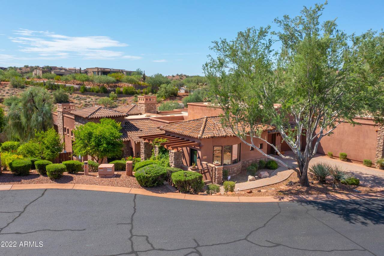 15911 Villas Drive - Photo 1