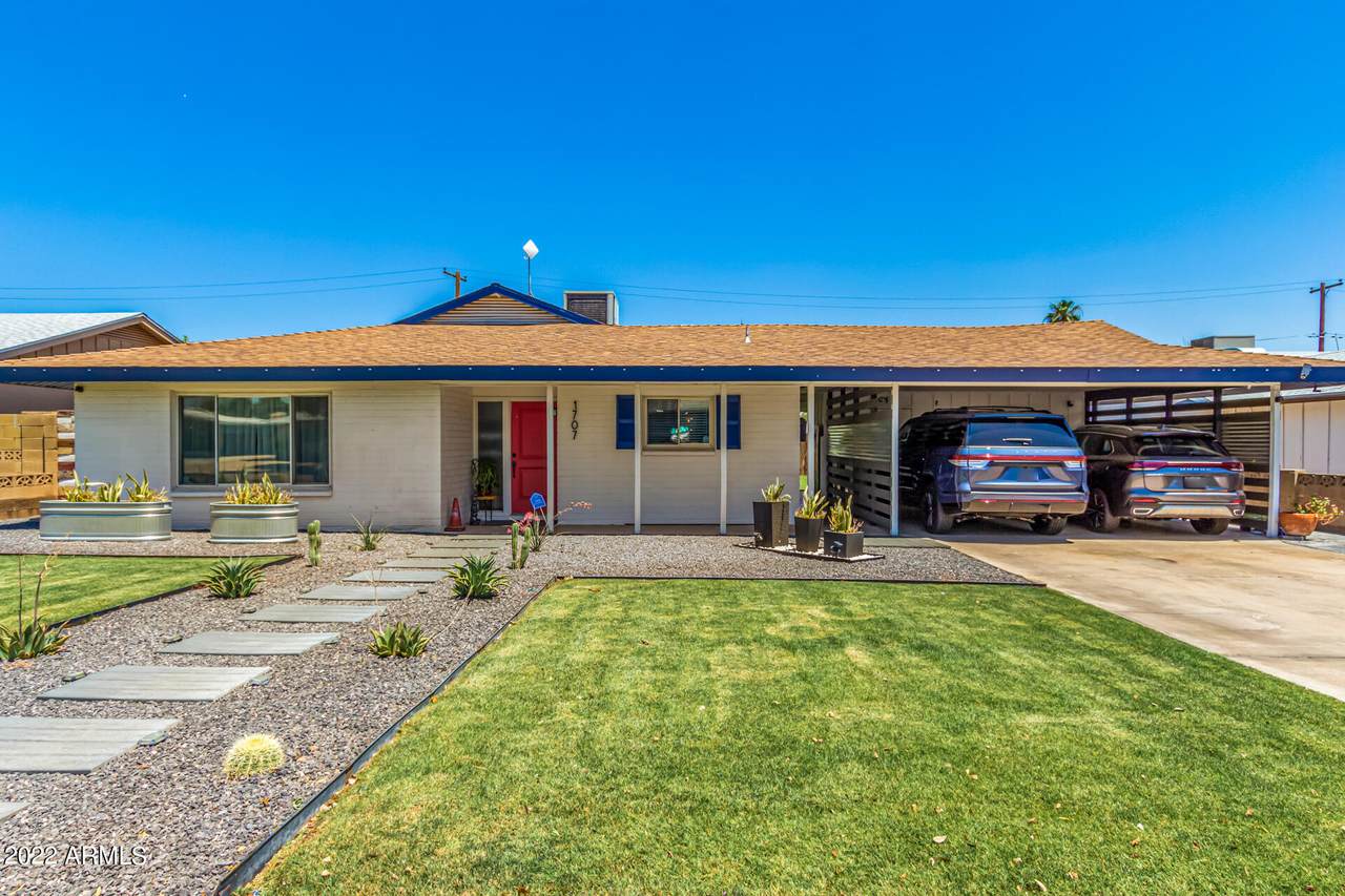 1707 Bridalwreath Street - Photo 1