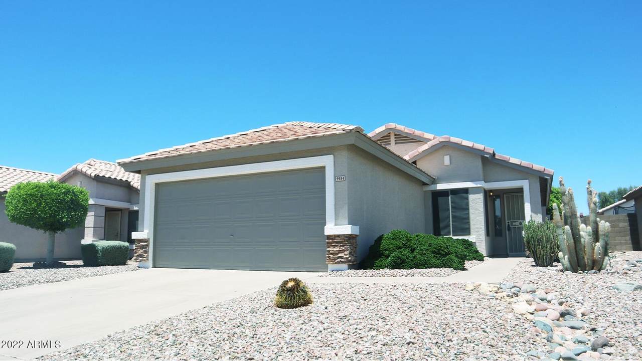 9934 Dolphin Circle - Photo 1