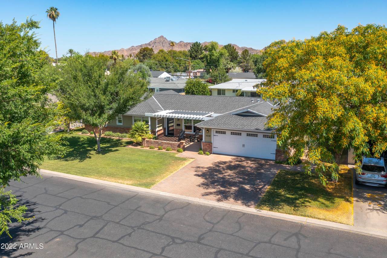 4038 Patricia Jane Drive - Photo 1