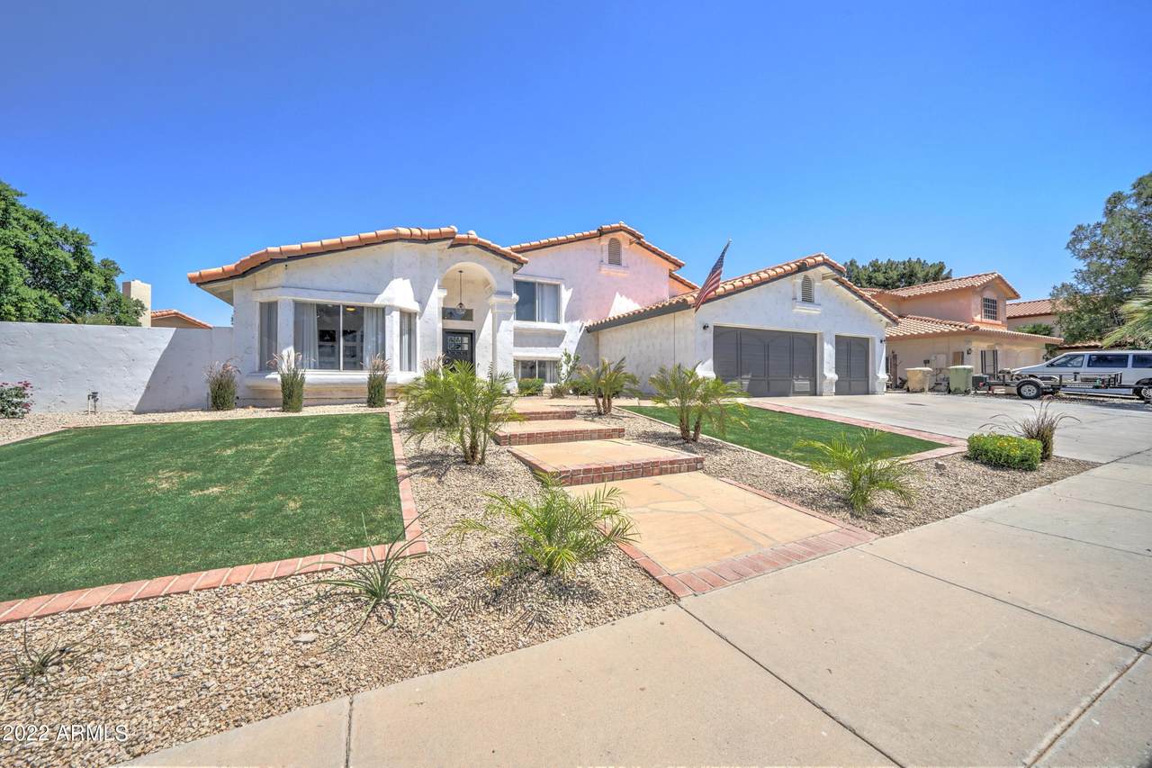5616 Saguaro Drive - Photo 1