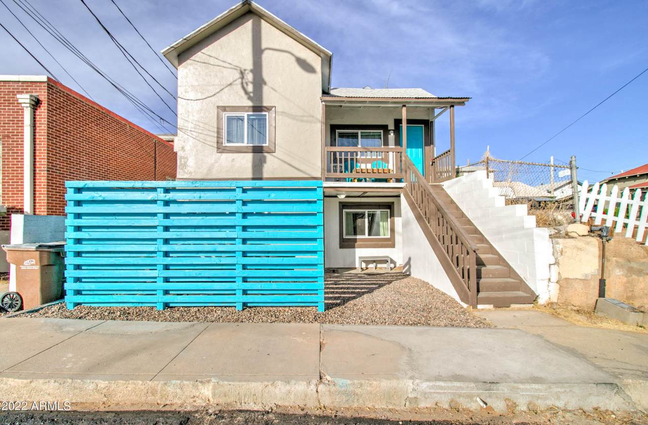 263 Sutherland Street - Photo 1