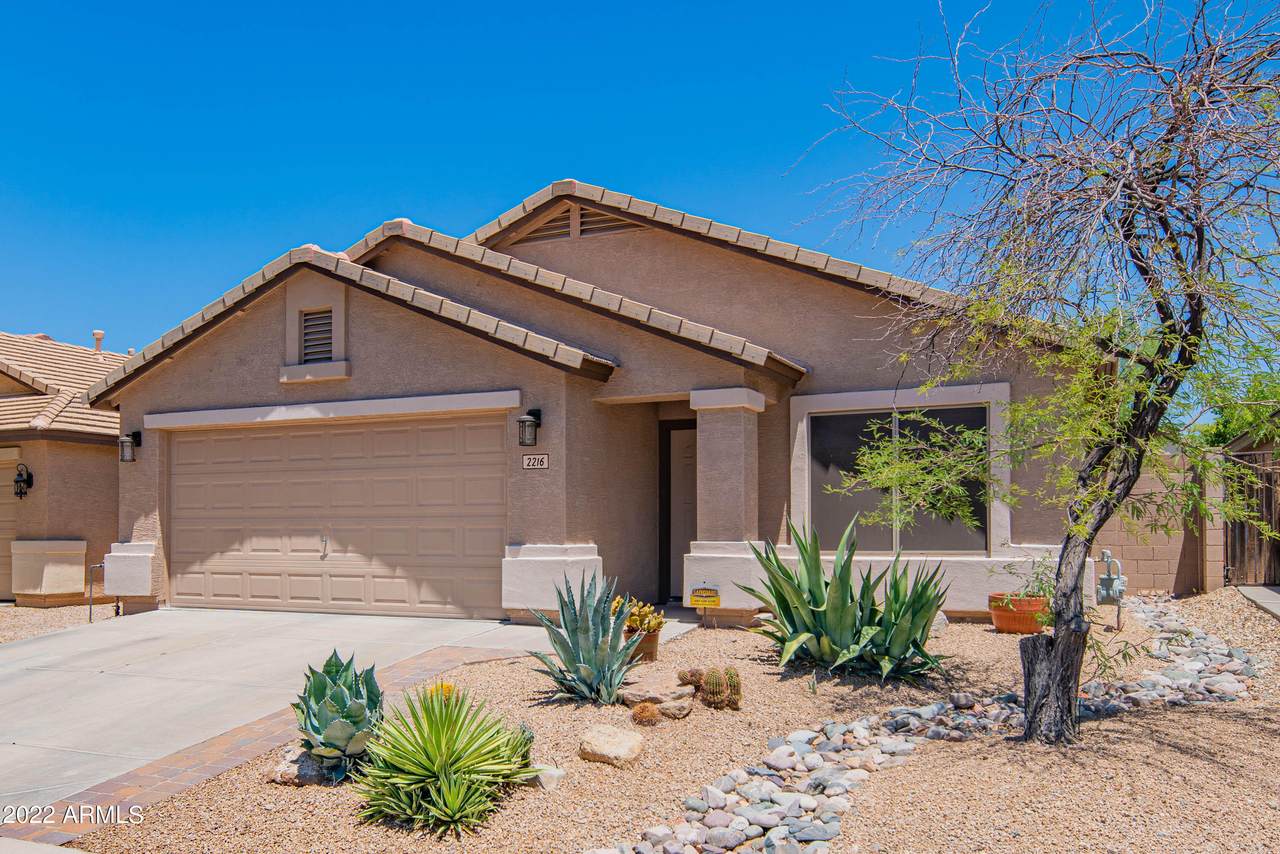 2216 Madre Del Oro Drive - Photo 1