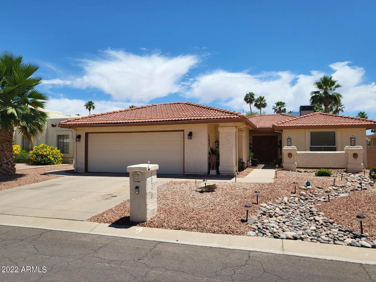 10317 Silvertree Court - Photo 1