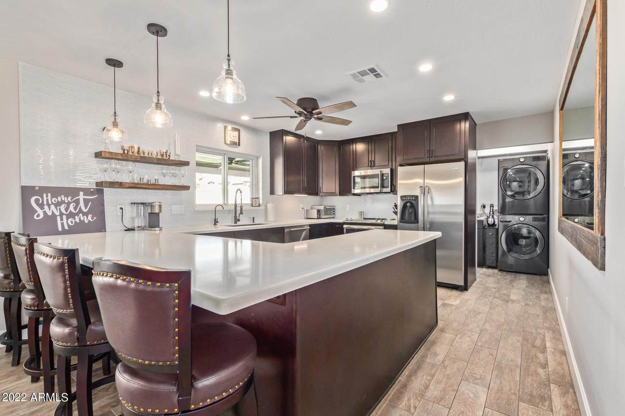1507 Sunset Drive - Photo 1